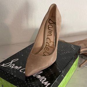 Sam Edelman Pointed Pump- Danna Oatmeal